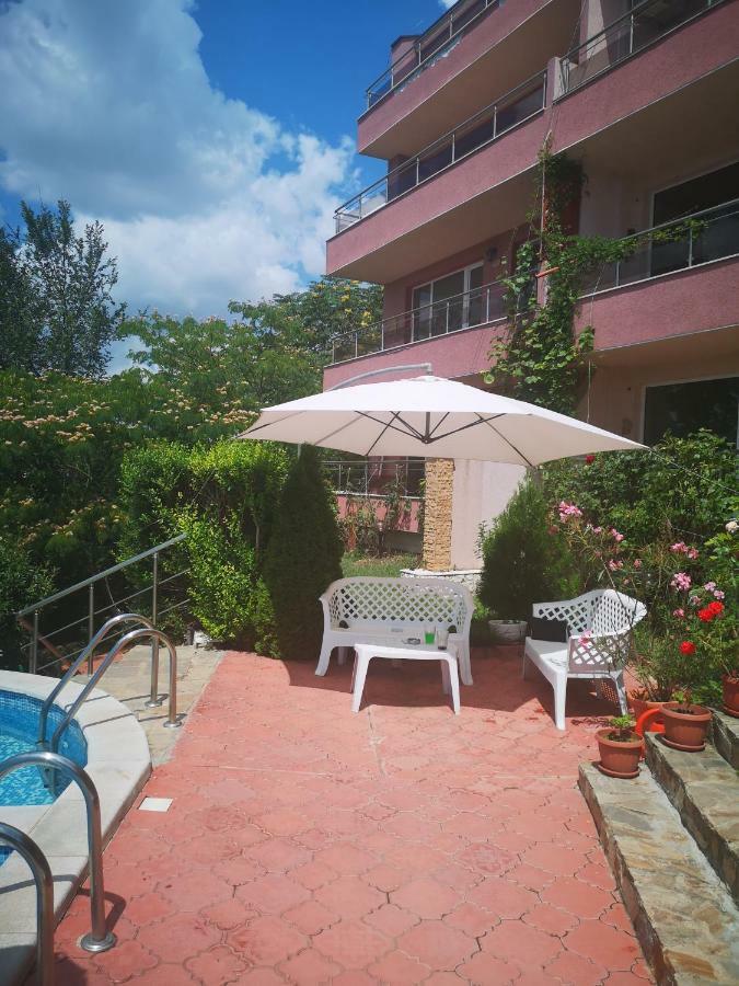 Complex Karia III Apartment Kavarna Exterior photo